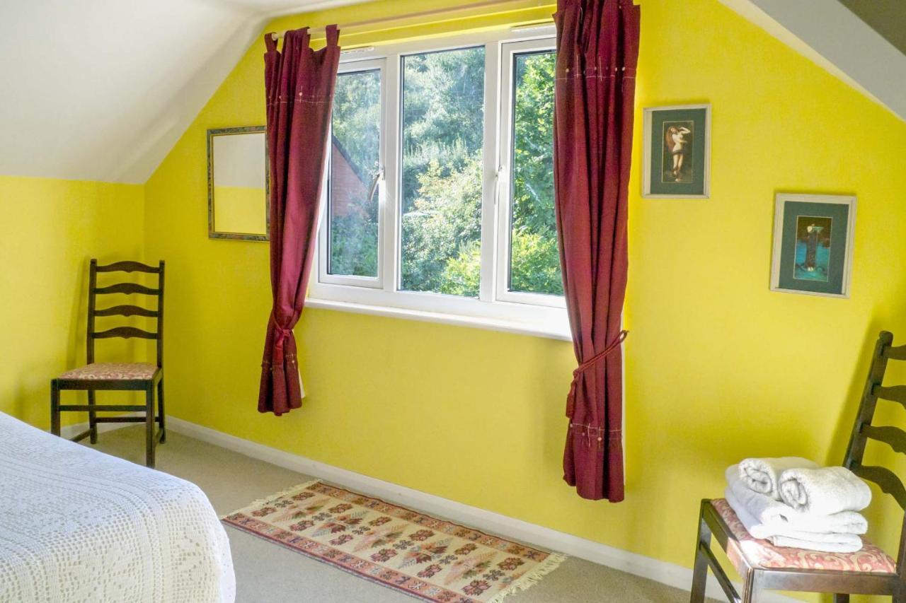 Healing Waters Sanctuary For Exclusive Private Hire And Self Catering Board, Vegetarian, Alcohol & Wifi Free Retreat In Glastonbury Eksteriør bilde