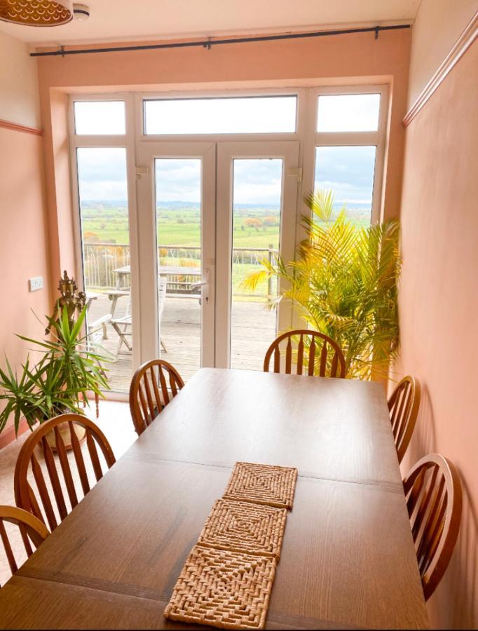 Healing Waters Sanctuary For Exclusive Private Hire And Self Catering Board, Vegetarian, Alcohol & Wifi Free Retreat In Glastonbury Eksteriør bilde